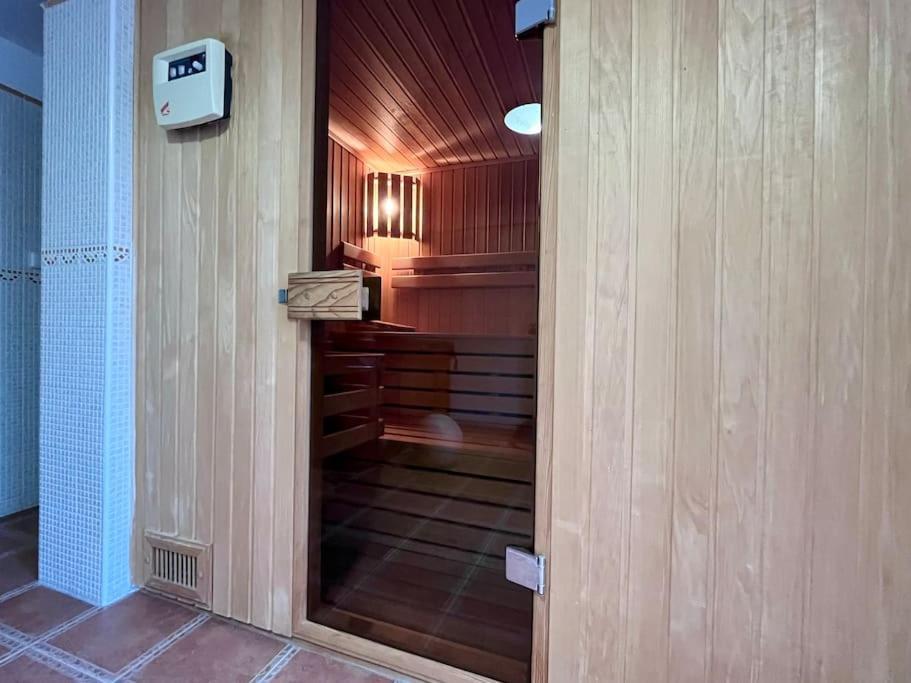 Апартаменти Apartman Terasa U Kolonady Подєбради Екстер'єр фото